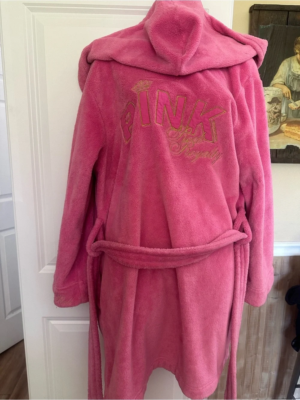 PINK Victoria's Secret Plush Hot Pink Hooded Robe with Gold Accents - Picture 3 of 5